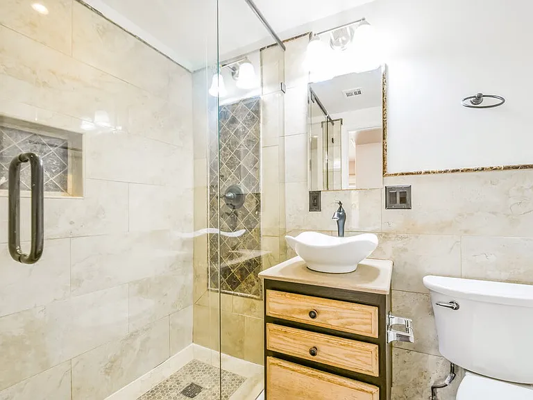 1297 E Tradewind Dr — Photo 16