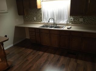 37 Green Acres Dr, Springfield, OH 45504