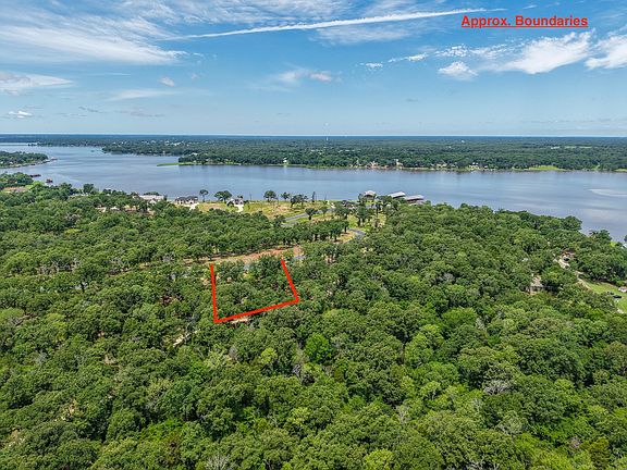 2nd image of 7002 Lakeshore Way