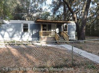 205 Power Line Rd, Melrose, FL 32666