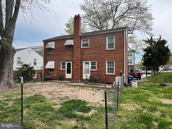 4th image of 5740 Biscayne Dr