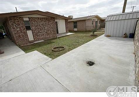 1st image of 9362 Richardson Dr