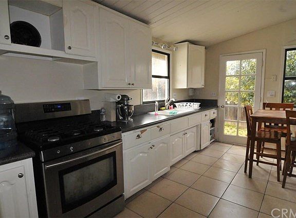 4th image of 174 W Grondahl St