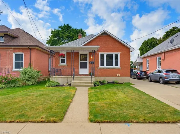 52 Burwell St, Brantford, ON N3T 4T7