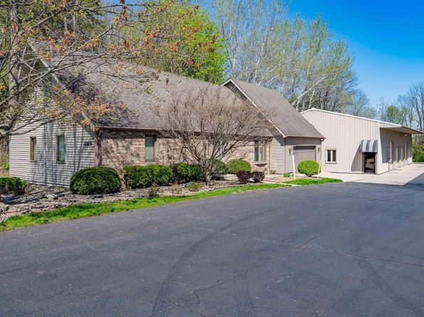 10929 Lincoln Hwy E, New Haven, IN 46774