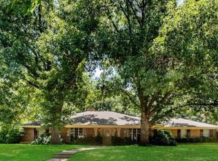 3901 Country Club Rd, Arlington, TX 76013