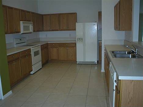 2nd image of 1159 SW Babcock Ave