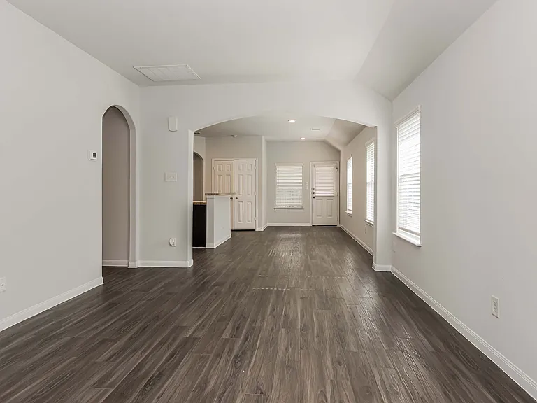 5530 Plantation Forest Dr — Photo 12
