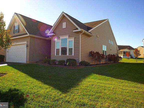 4th image of 650 Southerness Dr
