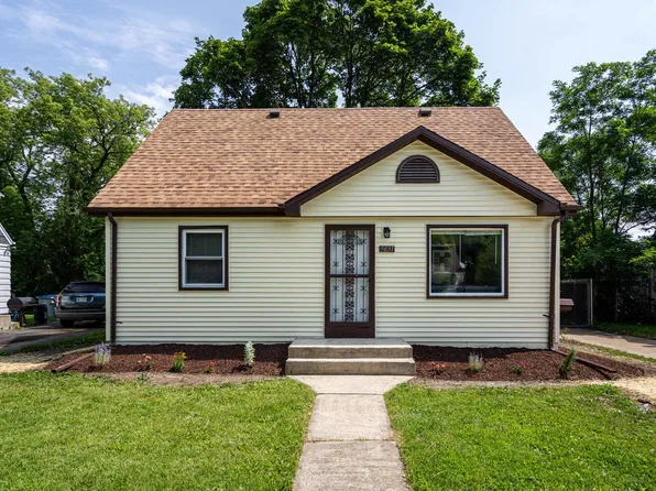 5631 West Thurston AVENUE, Milwaukee, WI 53218