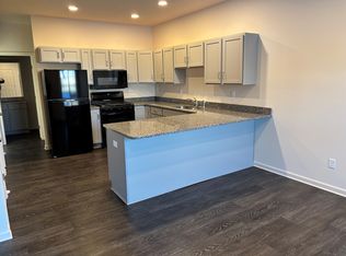 2725 Blue Field Dr, York, PA 17403