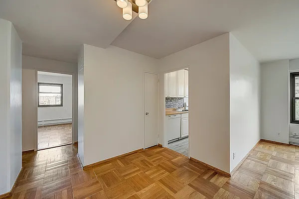 Sold by Horowitz Real Estate | media 27