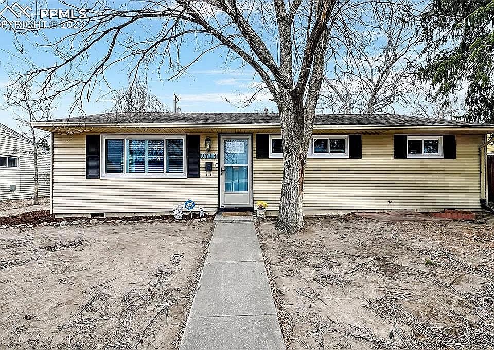 1st image of 2713 Lark Dr