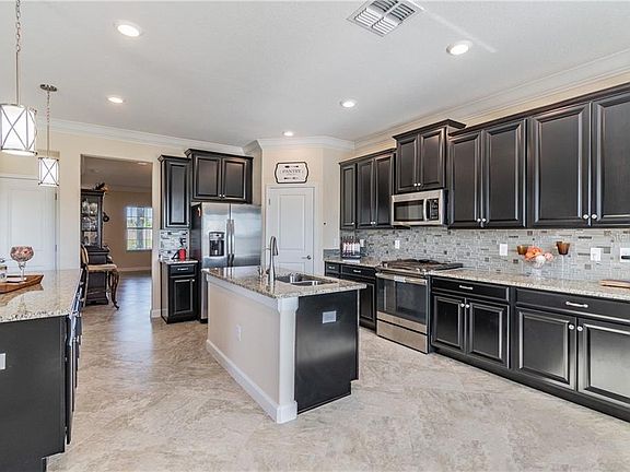 3rd image of 12029 Cinnamon Fern Dr