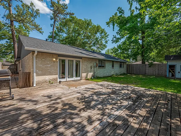 2762 Foliage Green Dr — Photo 34
