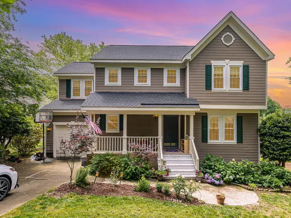 217 Snow Camp Dr, Cary, NC 27519