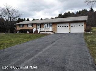 2270 Lower Smith Gap Rd, Kunkletown, PA 18058