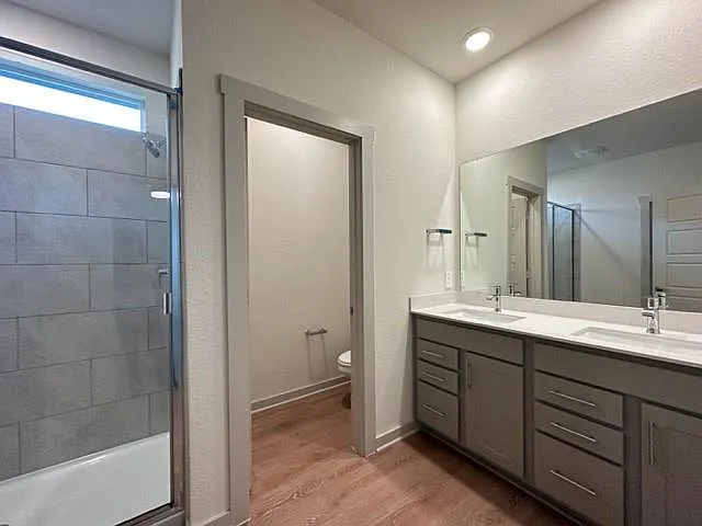 1316 Plymouth Rd — Photo 15