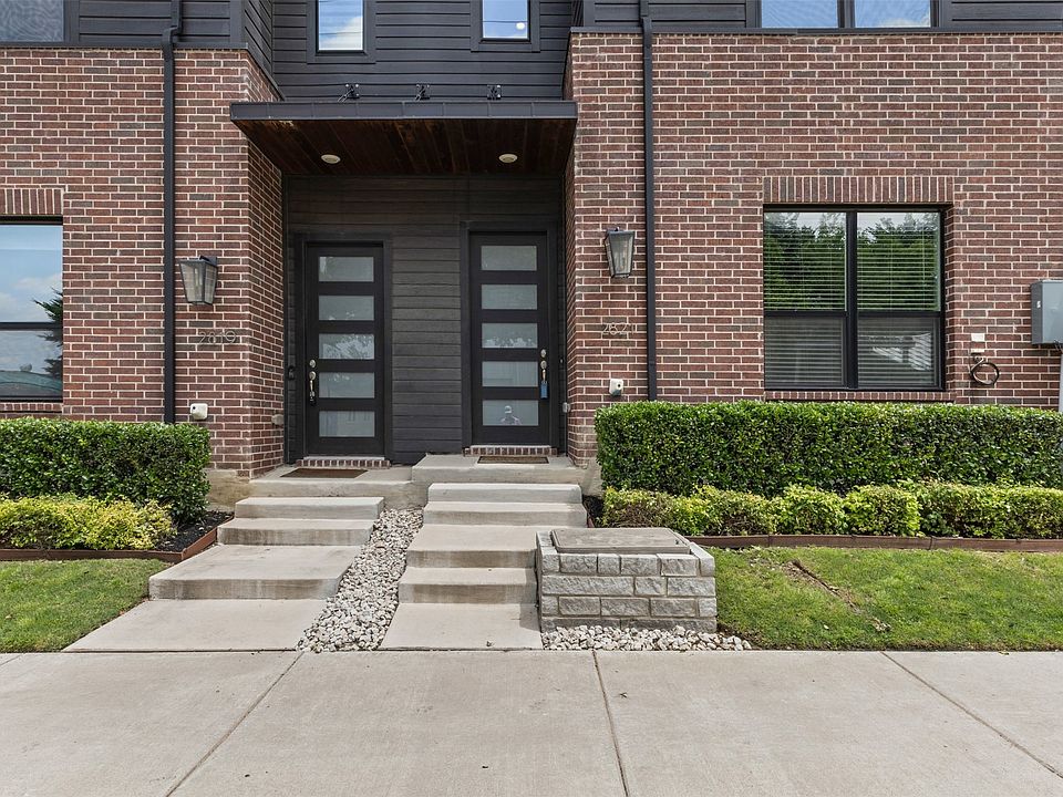 1st image of 2821 Stanley Ave