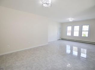 139 Acme St FLOOR 2, Elizabeth, NJ 07202