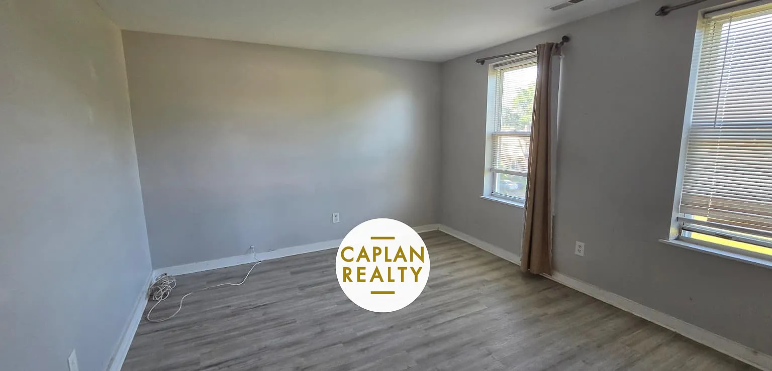 2 bed, 1000 sqft, $1,700 — Photo 3