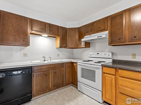 4th image of 107 Caribou Pl