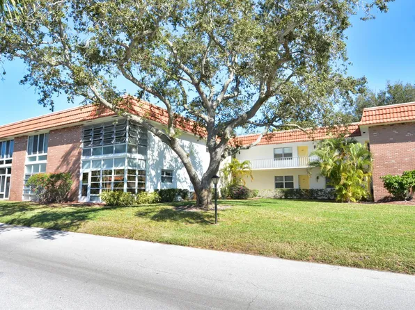 1225 NW 21st St APT 203, Stuart, FL 34994