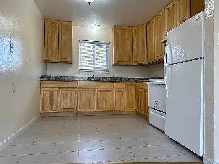 26485 Gading Rd #3 — Photo 14