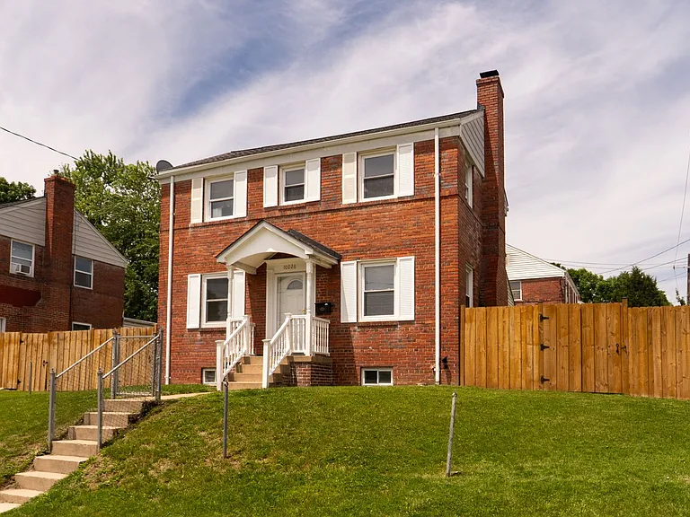 10026 Lorain Ave — Photo 47