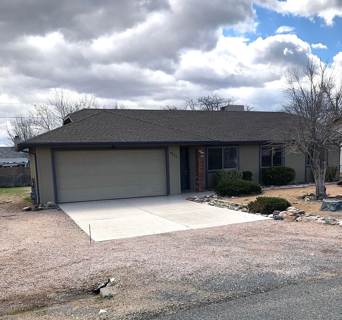 Cute 3 Bedroom with RV/Boat Parking in Prescott Valley — Photo 1