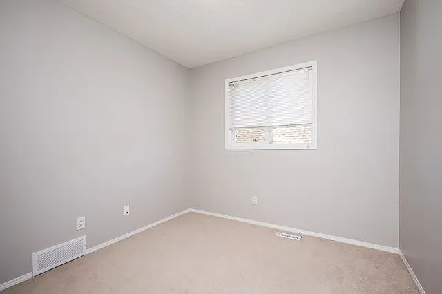 35 Everglen Mnr SW — Photo 20