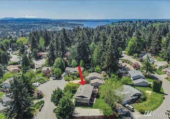 2nd image of 13765 93rd Ave NE