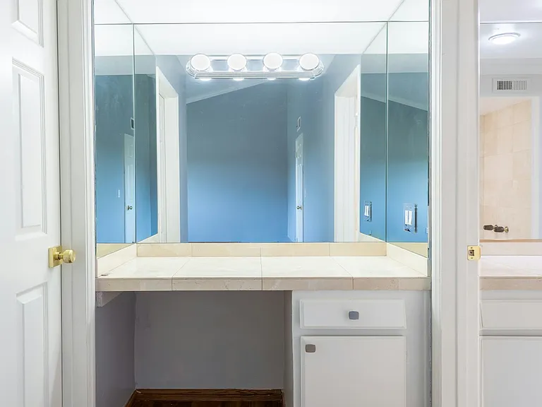 Primary Dressing Room