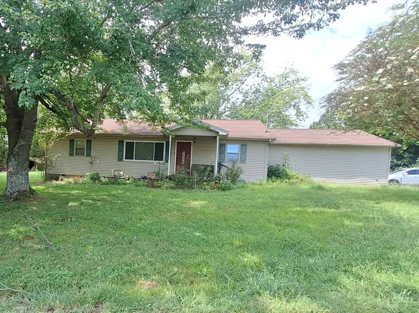 395 Peggy Ann Spring Cv, Benton, KY 42025