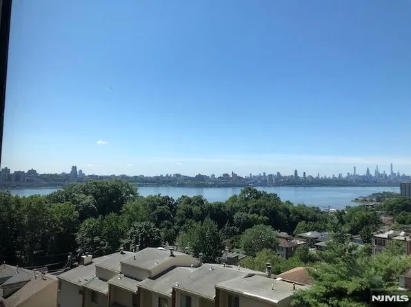 100 Old Palisade Rd APT 803, Fort Lee, NJ 07024