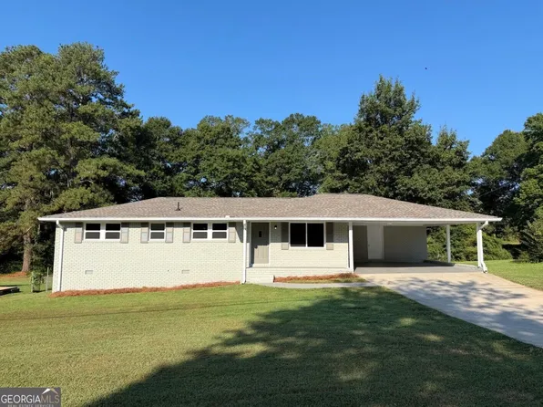 65 W Meadowcliff Cir, Carrollton, GA 30116