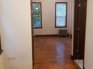 25-49 45th St #1A, Astoria, NY 11103