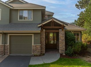 61695 Metolius Dr, Bend, OR 97702