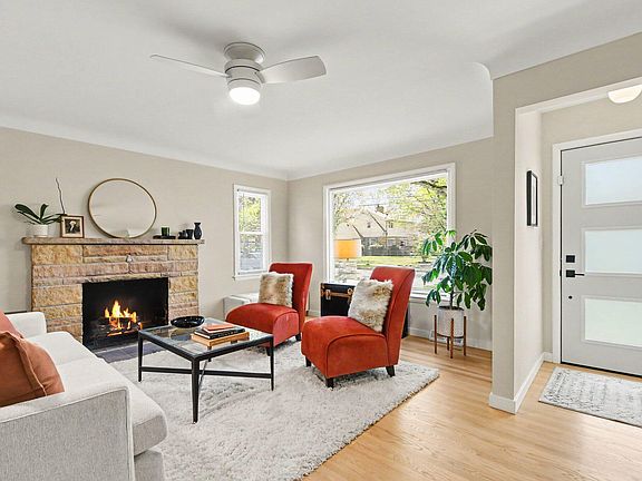 5th image of 1826 Woodcliff Ave SE