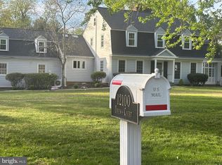 12100 Drews Ct, Rockville, MD 20854