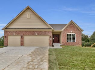 500 Columbia Downs Dr, Lake St Louis, MO 63367
