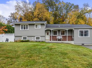 2755 Walker Dr, Yorktown Heights, NY 10598