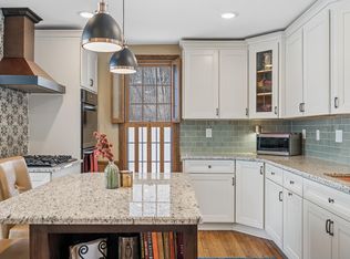 320 Myrtle St W, Stillwater, MN 55082