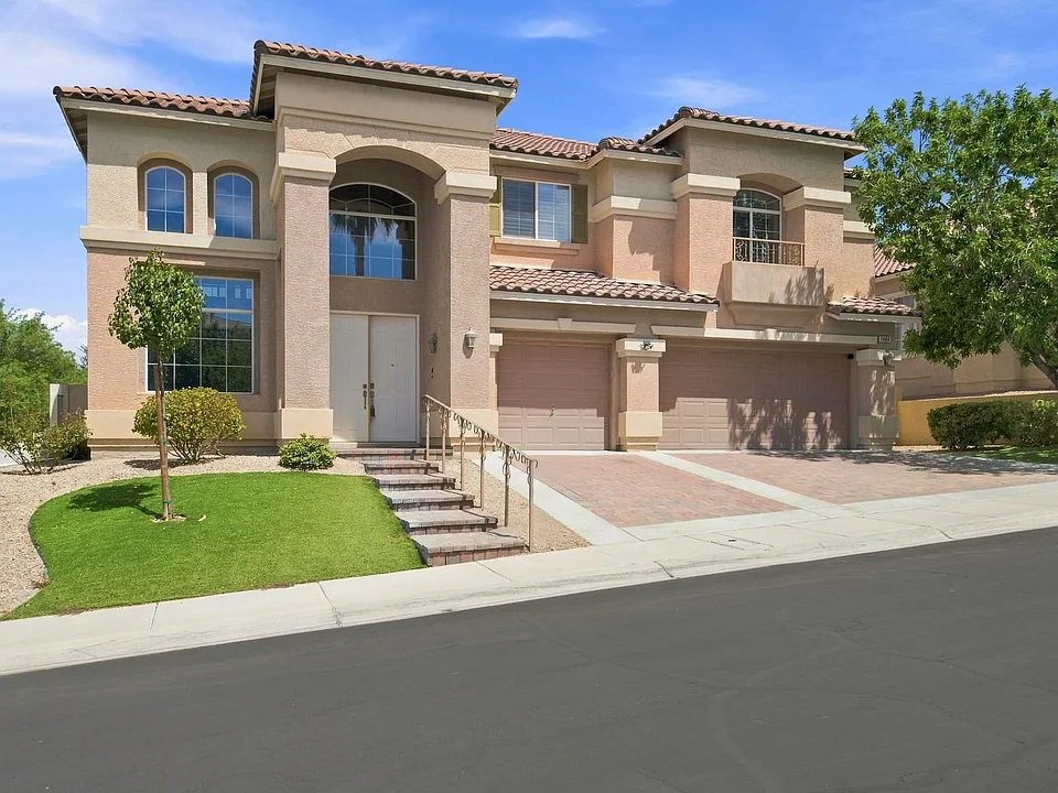 1464 European Dr