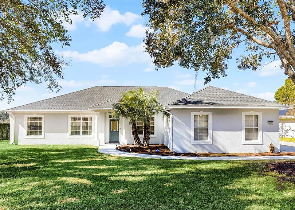 1st image of 10735 VERSAILLES BOULEVARD
