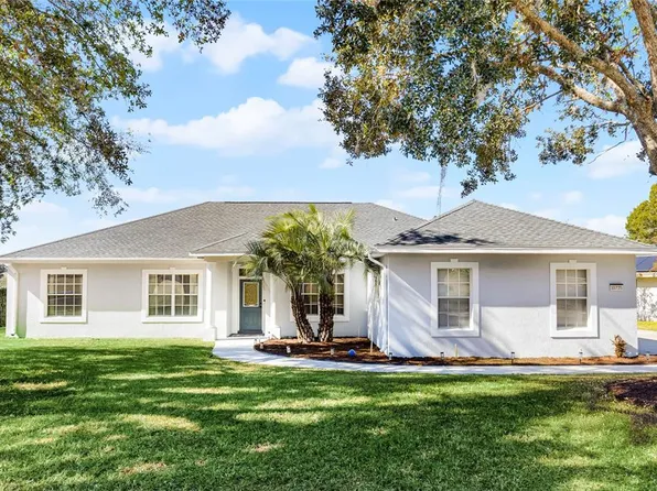 10735 VERSAILLES BOULEVARD, CLERMONT, FL 34711