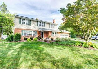 3315 Cross Country Dr, Wilmington, DE 19810