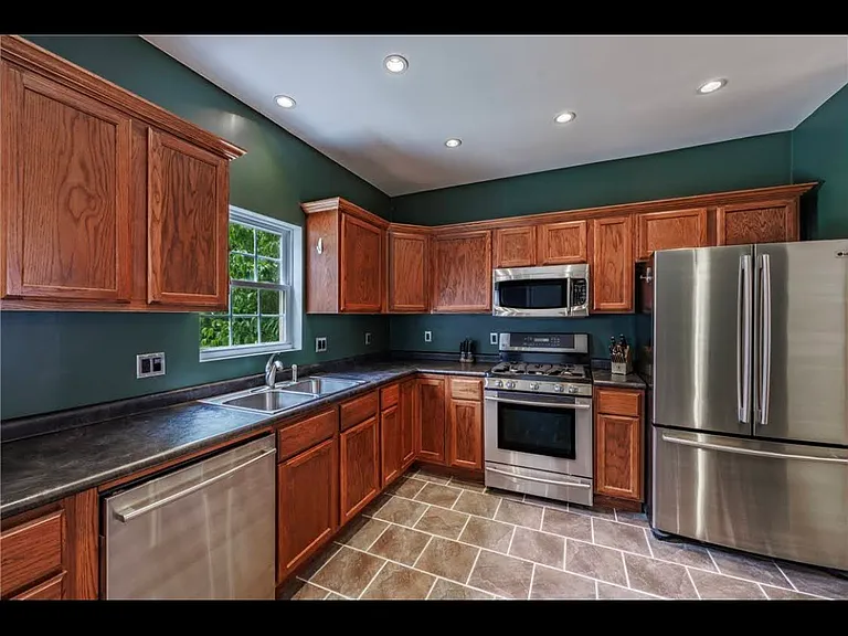4830 Josephine Dr — Photo 9