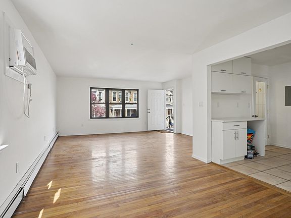 5th image of 342 Ogden Ave #1
