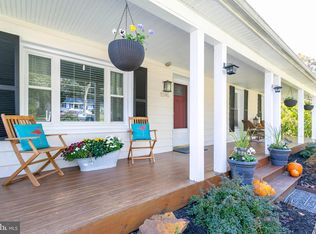 1595 Colony Rd, Pasadena, MD 21122